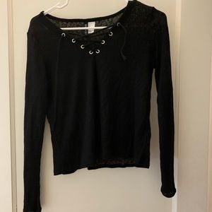 Lace up H&M long sleeve